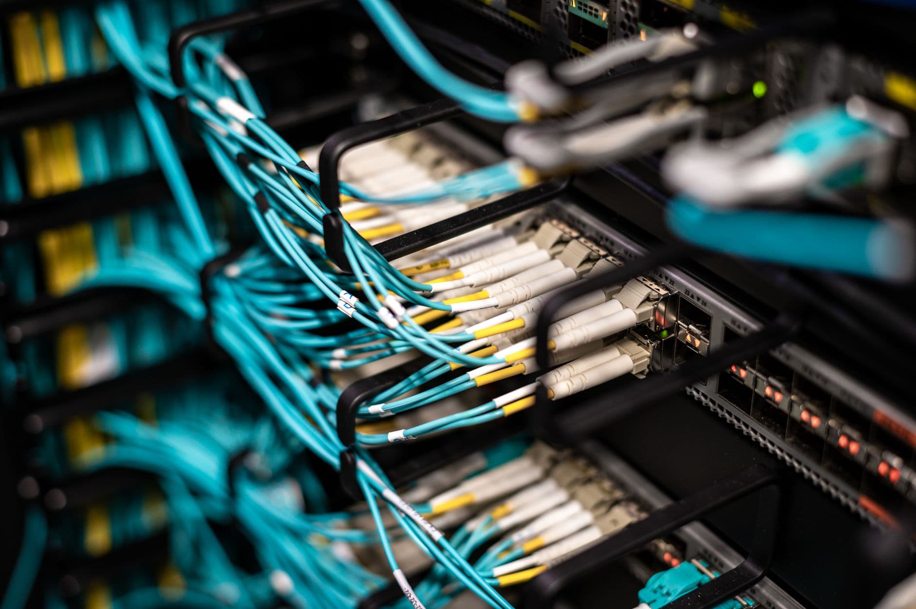 Fivetran Acquires dbt Labs: What This Merger Changes for Your Data Architecture
