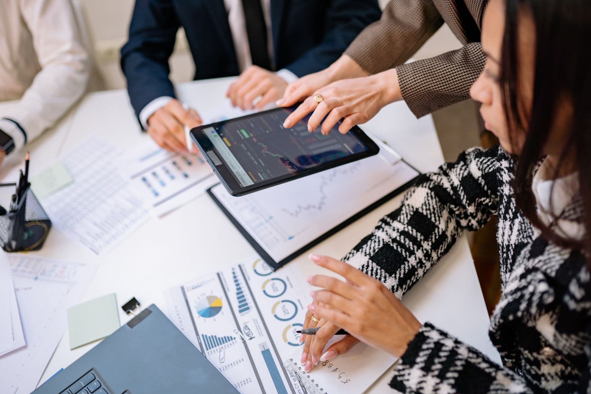 Launching a Data Project in a Small Business Without Breaking the Bank: A Practical Guide
